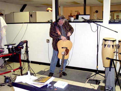 Natural Sound Studio is an affordable, full-service recording studio serving clients from Minneapolis, St. Paul and the greater Twin Cities area of Minnesota.